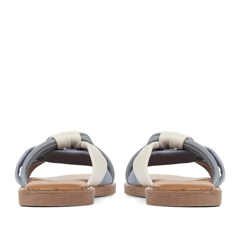 Ginia Leather Slider Sandals - GINIA / 322 412