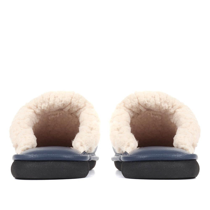 Comfortable Leather Slippers - QING36009 / 322 340