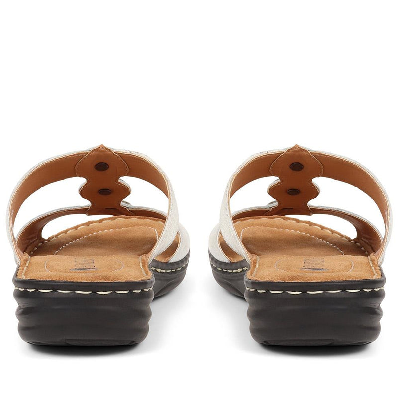 Leather Slip On Sandals - KF37012 / 323 970