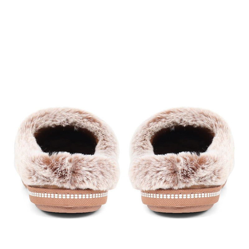 Faux Fur Lined Slippers - SKE38109 / 324 097